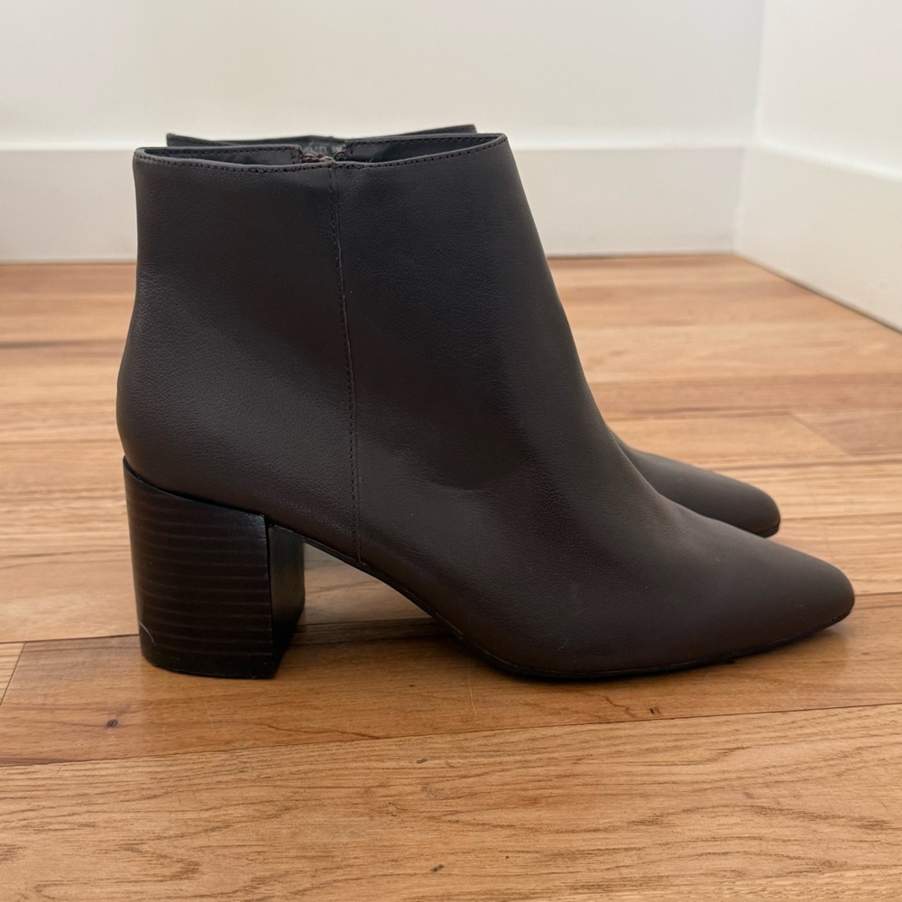 Blondo Tasel Waterproof Heeled Bootie Sz Women’s US 9